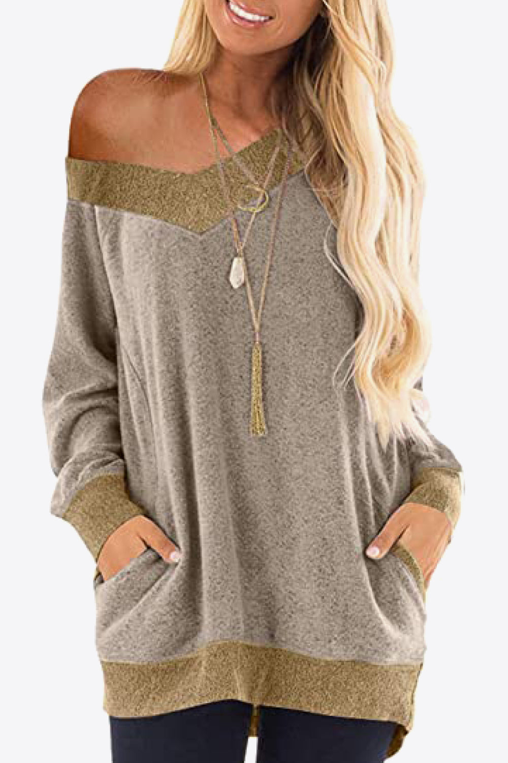 Contrast Raglan Sleeve V-Neck Top with Pockets