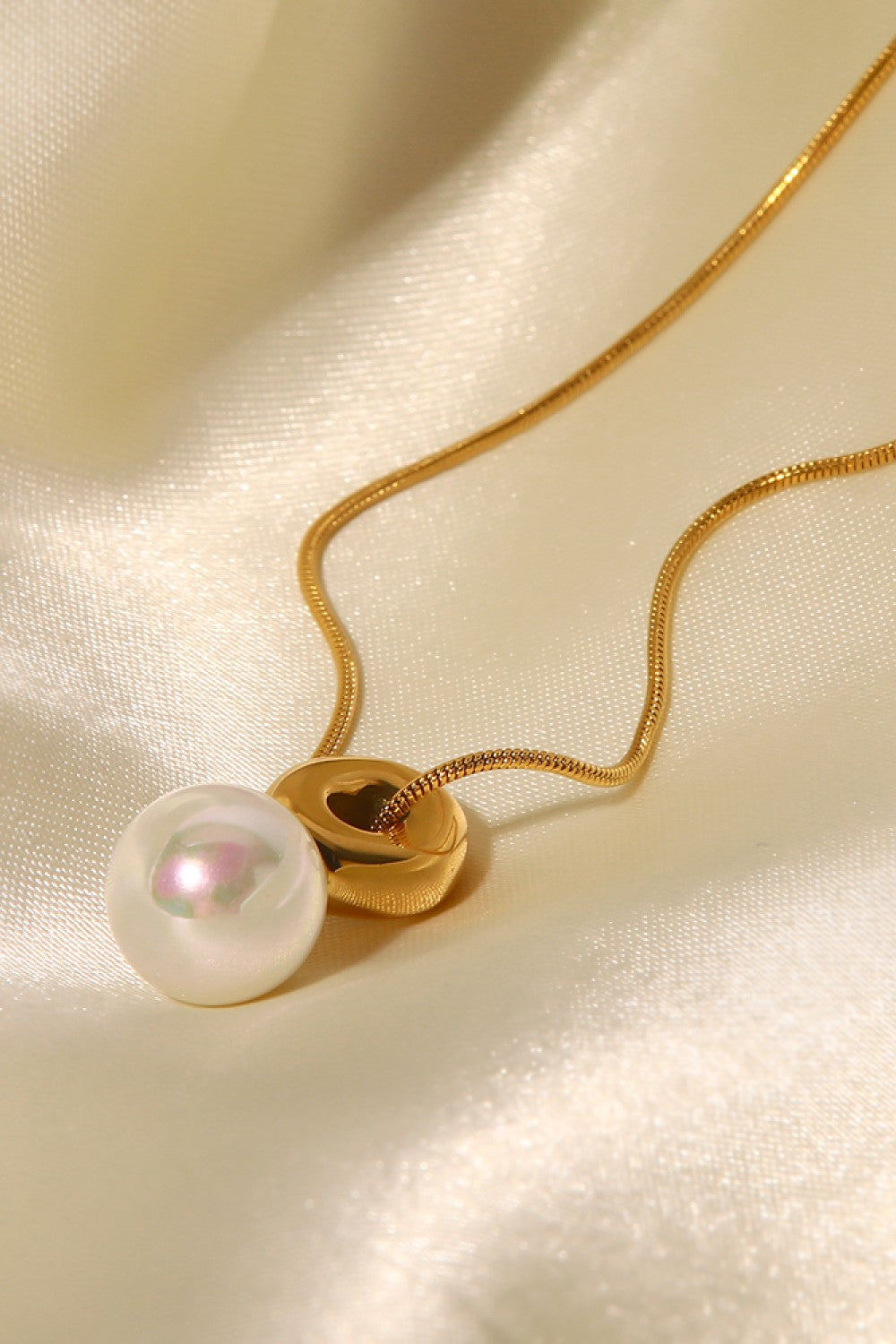 Freshwater Pearl Pendant 18K Gold-Plated Necklace